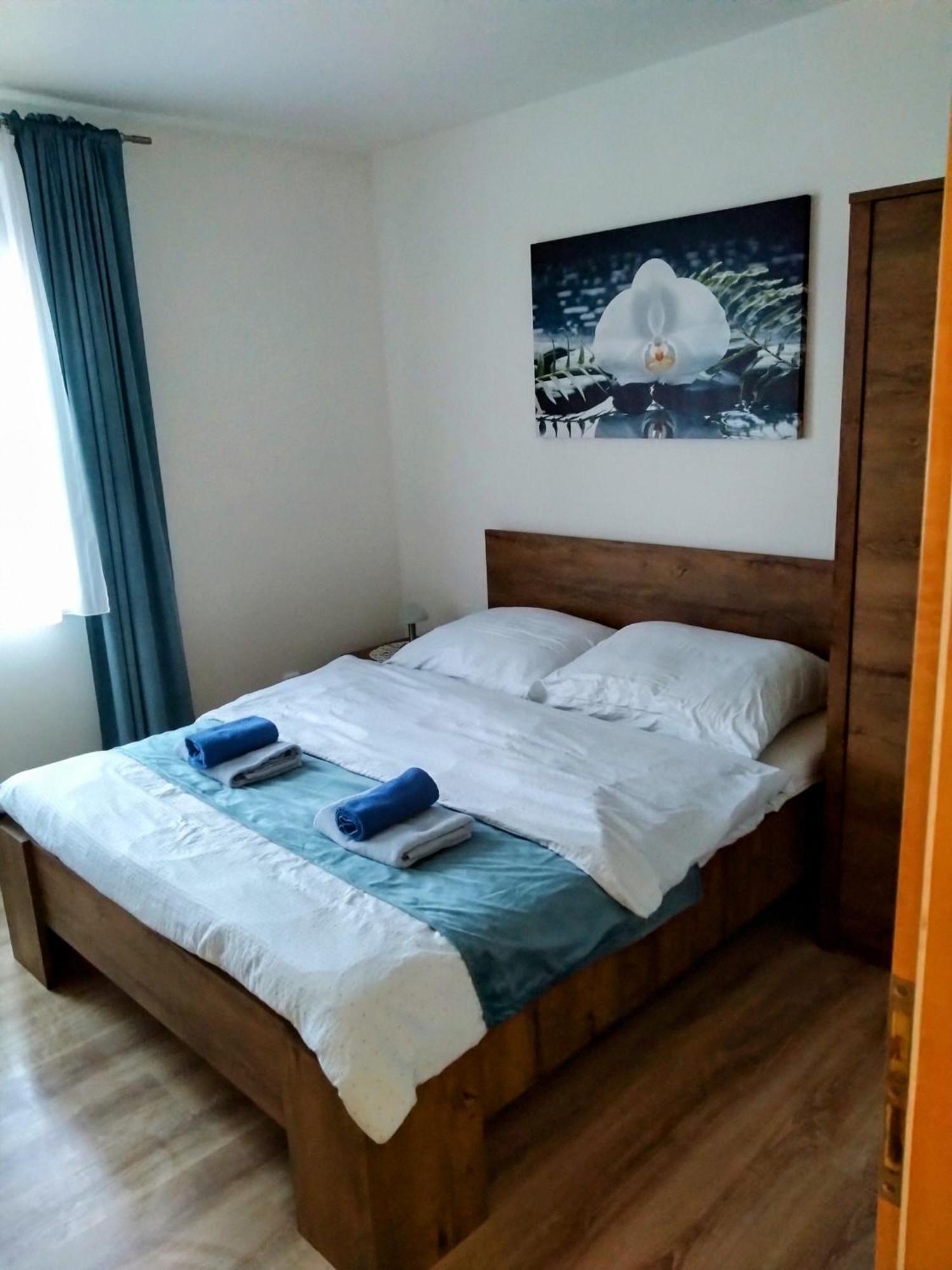 Apartamento Bílé domky Lednice Exterior foto