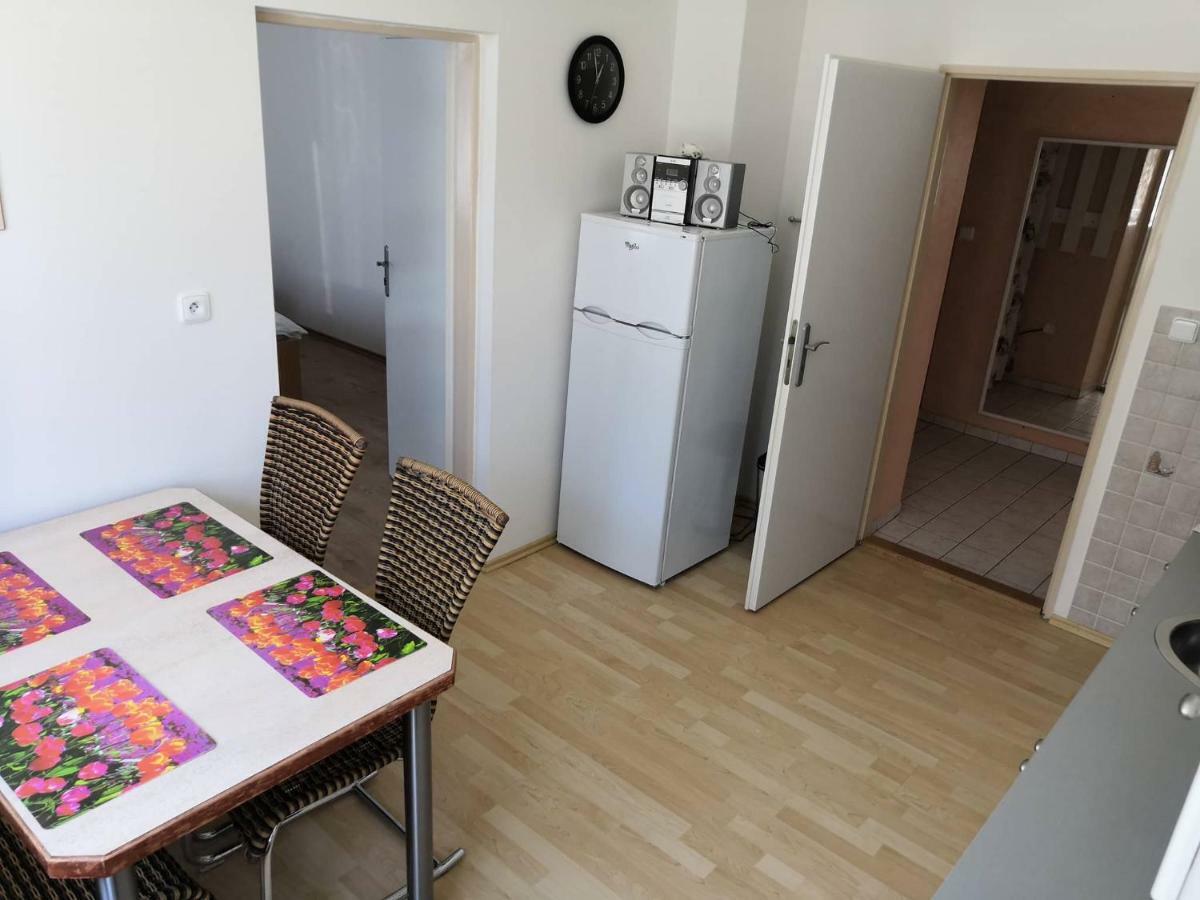 Apartamento Bílé domky Lednice Exterior foto